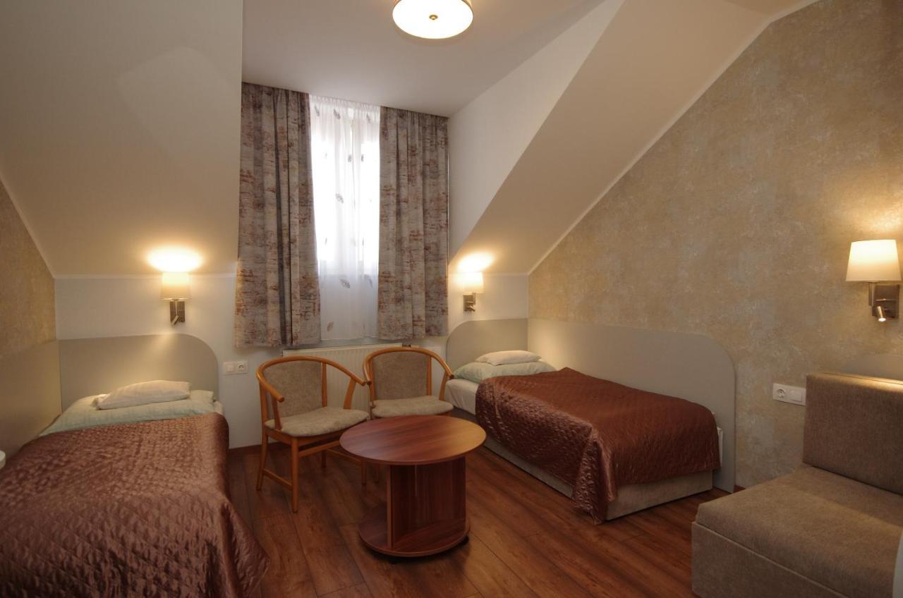 Csigahaz Panzio Otel Gyula Dış mekan fotoğraf
