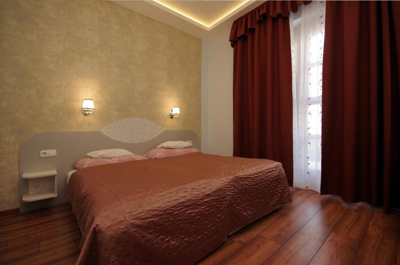 Csigahaz Panzio Otel Gyula Dış mekan fotoğraf