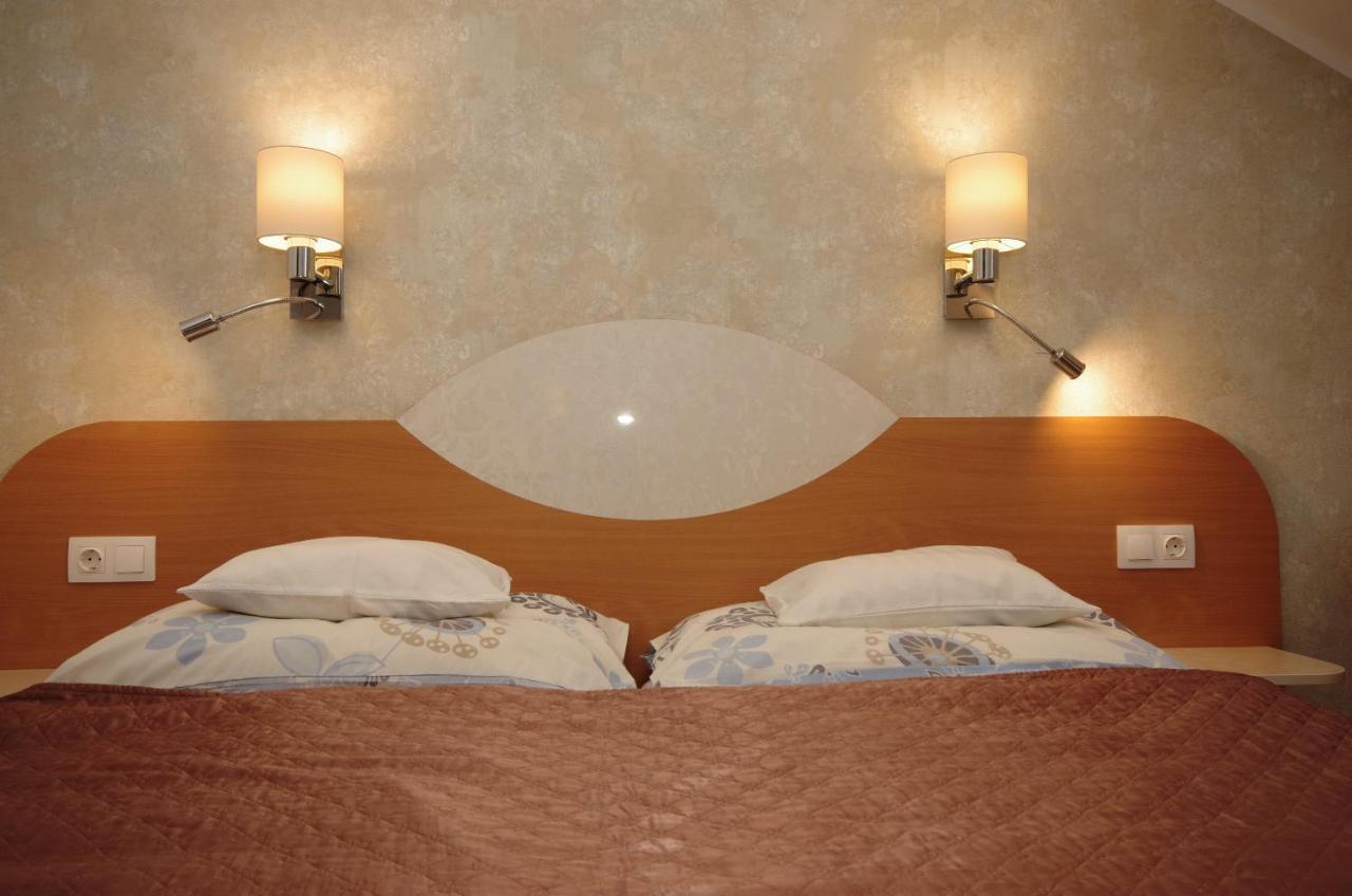 Csigahaz Panzio Otel Gyula Dış mekan fotoğraf